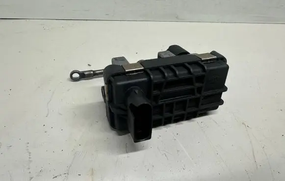 BMW 3 E90 E91 Turbine electric control actuator 781751