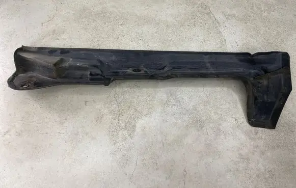 Audi A4 S4 B7 8E 8H Fender foam support/seal 8E0821111A