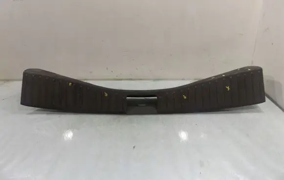 Ford C-MAX I Trunk/boot sill cover protection