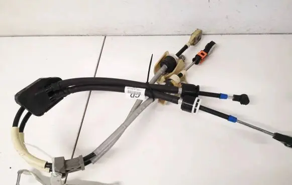 Ford Puma Gear shift cable linkage l1br7e395cd l1br-7e395-cd