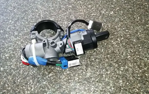 SsangYong Korando Ignition lock 8697034001