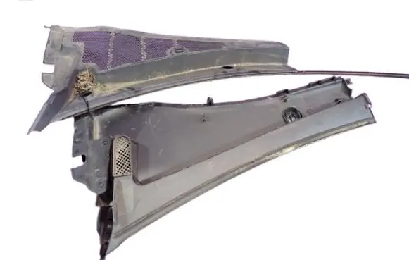 Peugeot 301 Wiper trim 9678833280