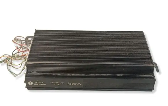 Jeep Grand Cherokee (WJ) Sound amplifier 56038407AD 23780