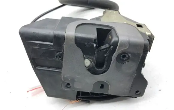 Jaguar F-Pace Rear door lock HK8324995AB