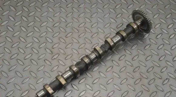 Mercedes-Benz Sprinter W906 Camshaft R6110510101