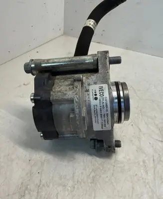 Iveco Daily 6th gen Power steering pump 504243641 7693955604