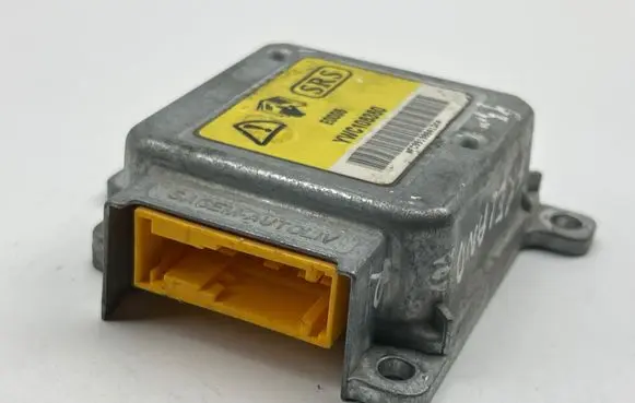 Land Rover Freelander Airbag control unit/module E0006 FC991900413K YWC106360