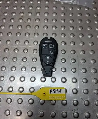 Dodge Caravan Ignition key/card 05026119AF CEA1H30EAB