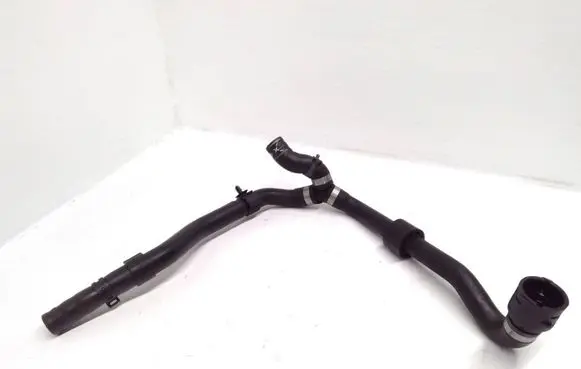Volkswagen Tiguan Engine coolant pipe/hose 5Q0122291AQ