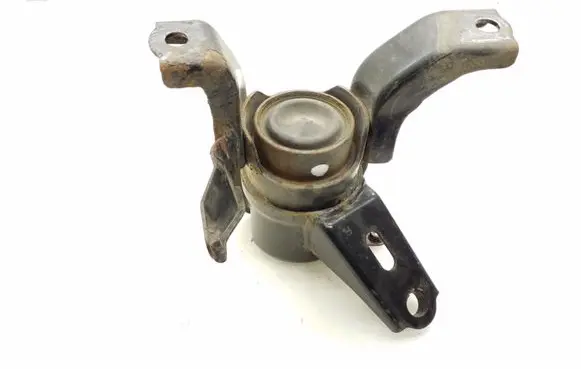 Toyota Prius (XW30) Engine mount bracket