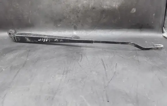 Suzuki Ignis Front wiper blade arm NOCODE