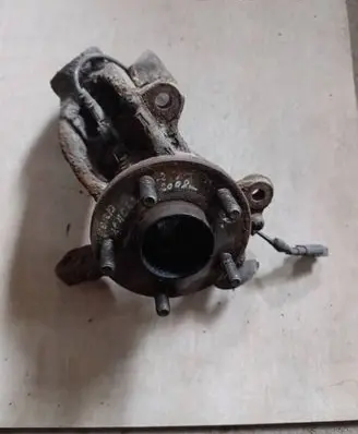 Ford Mondeo MK IV Front wheel hub 