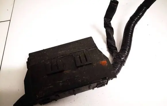 Nissan Juke I F15 Fuse box set 24382ew70b 7154-7223-30