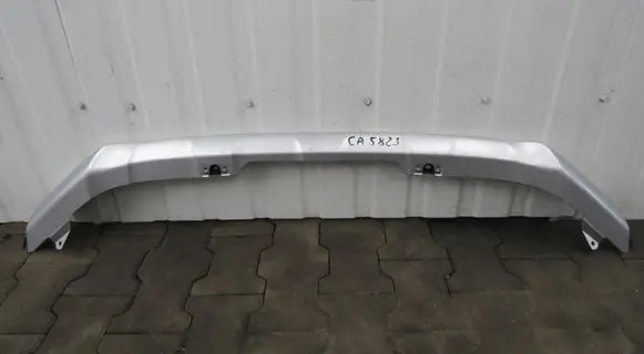 Front bumper lip