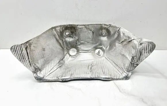 Audi Q7 4M Heat shield in engine bay 4M0825621