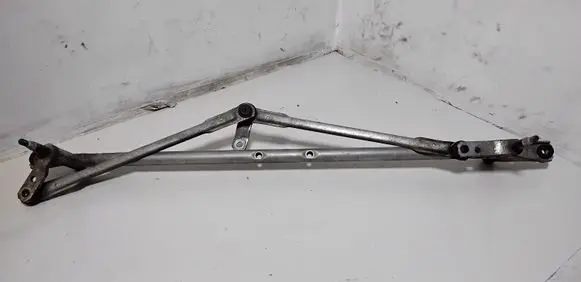 Land Rover Discovery 4 - LR4 Front wiper linkage 