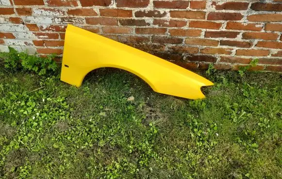 Peugeot 406 Fender