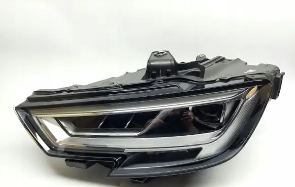 Audi A4 S4 B9 8W Headlight/headlamp 8W0941035