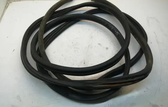 Ford Transit Sliding door rubber seal 