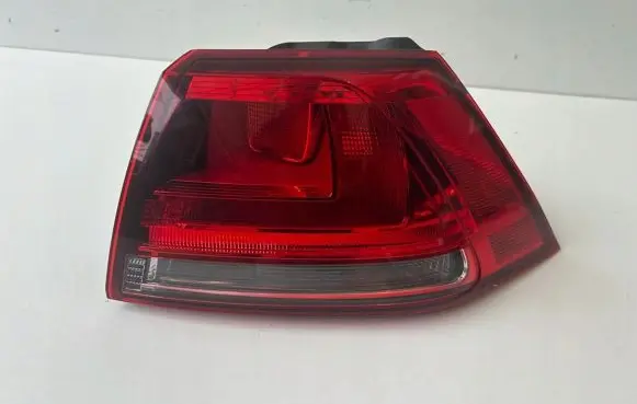 Volkswagen Golf VII Rear/tail lights 5G0945096