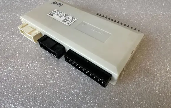 BMW 5 E39 Comfort/convenience module 61358376693 60837710