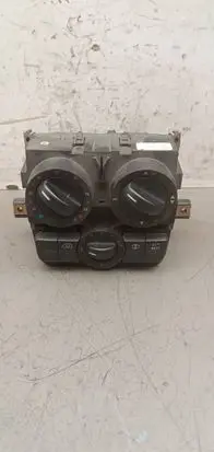 Mercedes-Benz Vito Viano W639 Climate control unit A6394460728KZ 74132700 5HB00851200