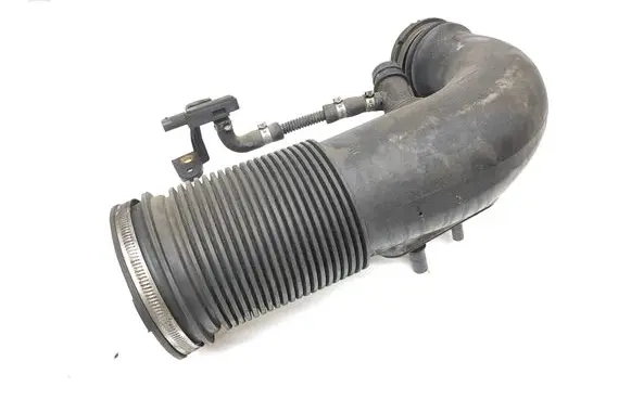 Alfa Romeo Stelvio Turbo air intake inlet pipe/hose 68302774AA 63341