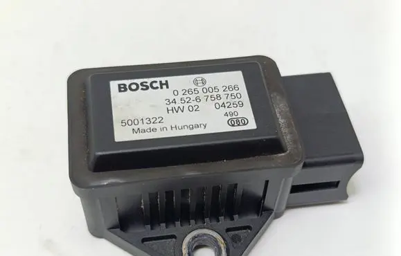 BMW 5 E60 E61 ESP acceleration yaw rate sensor 6758750
