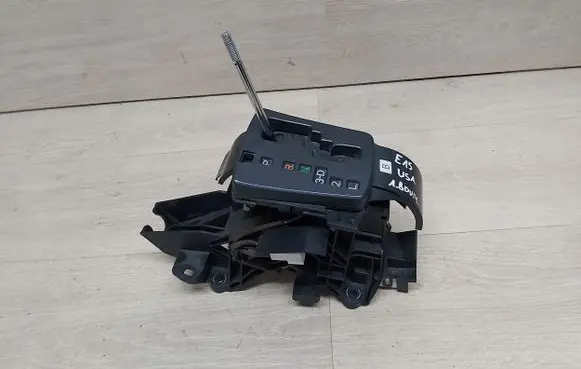 Toyota Corolla E140 E150 Gear shifter/selector E15WYBIERAK
