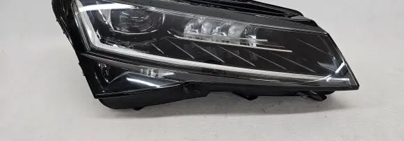 Skoda Superb B8 (3V) Headlight/headlamp 3V1941016D
