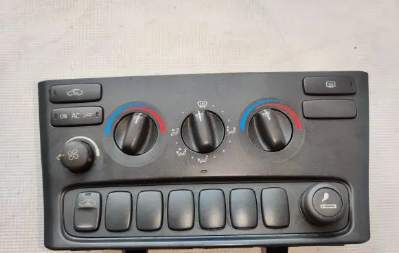 Volvo S80 Climate control unit 9494261 24760064 99W27E