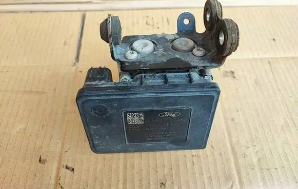 Ford Mondeo MK V ABS Pump EG9C2C405EG