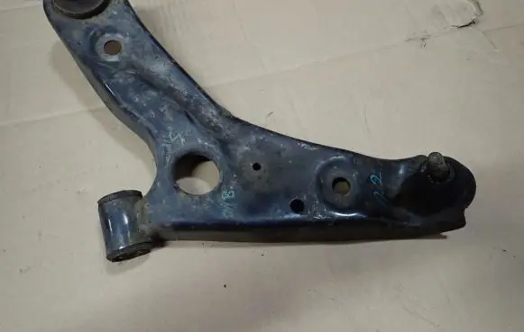 Suzuki Alto Rear suspension control arm 