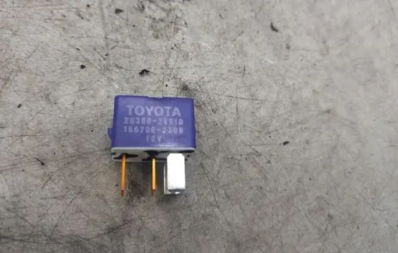 Nissan X-Trail T30 Other relay 2830028010 1567002300