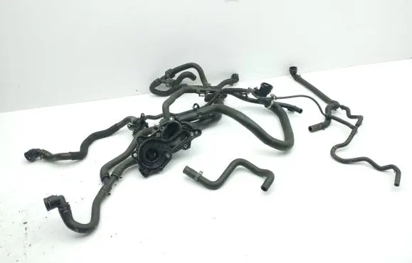 Audi Q2 - Engine coolant pipe/hose 04E121117N 5Q0121049CC