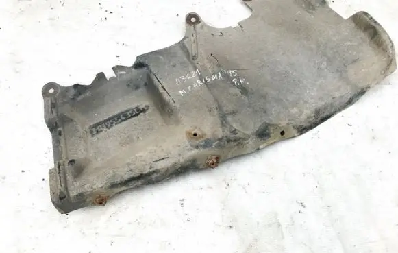 Mitsubishi Carisma Engine splash shield/under tray mb955435