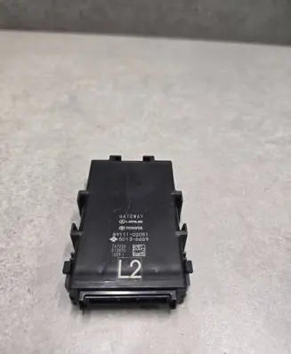 Toyota C-HR I Gateway control module 8911102051 50136669