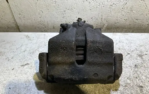 BMW 5 F10 F11 Front brake caliper
