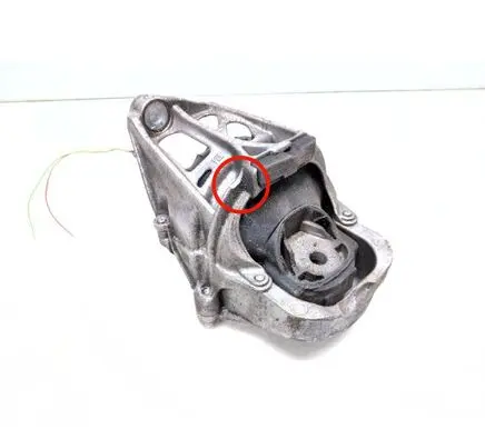 Audi Q5 SQ5 FY Engine mount bracket 782215150182 782215147918