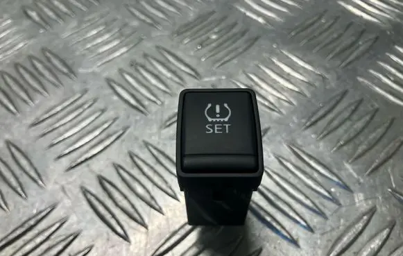 Nissan Juke I F15 TPMS reset button BV80A