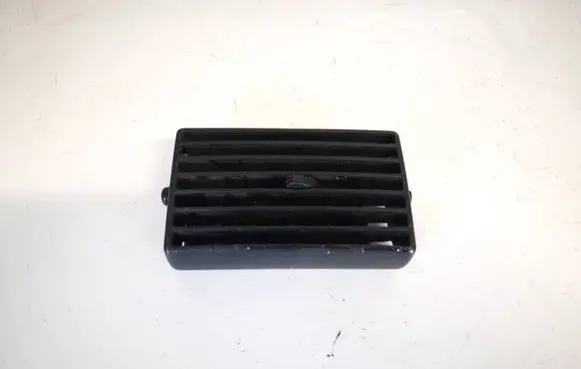 Volkswagen Golf IV Dash center air vent grill 1j0819719b