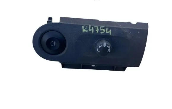 Mitsubishi Colt Wing mirror switch MN148893ZZ