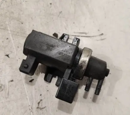 BMW 5 E60 E61 Turbo solenoid valve 72279600