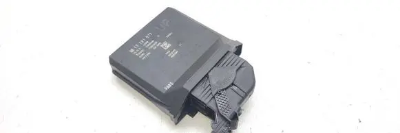 Opel Astra H Central body control module 13191677
