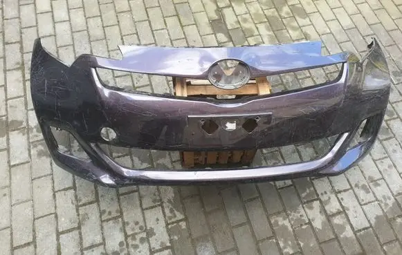 Toyota Verso-S Front bumper 5211952690