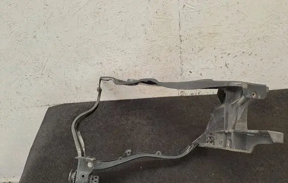Mercedes-Benz E W212 Headlight/headlamp mounting bracket A2126200291 212620022 212620030