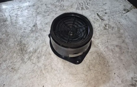 Audi A6 S6 C6 4F Rear door speaker 4F0035415B