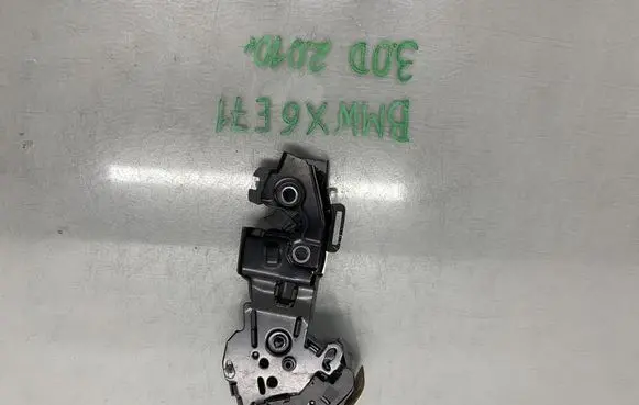 BMW X6 E71 Seat back rest lock catch 7171507