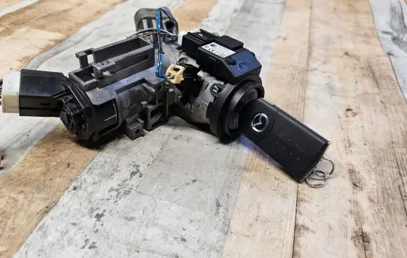 Mazda 2 Ignition lock D01H66938B 5WK49001D CCAB07LD409BT0