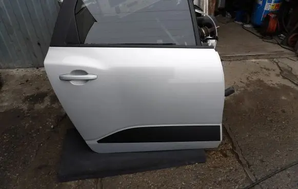 Dacia Jogger Front door
